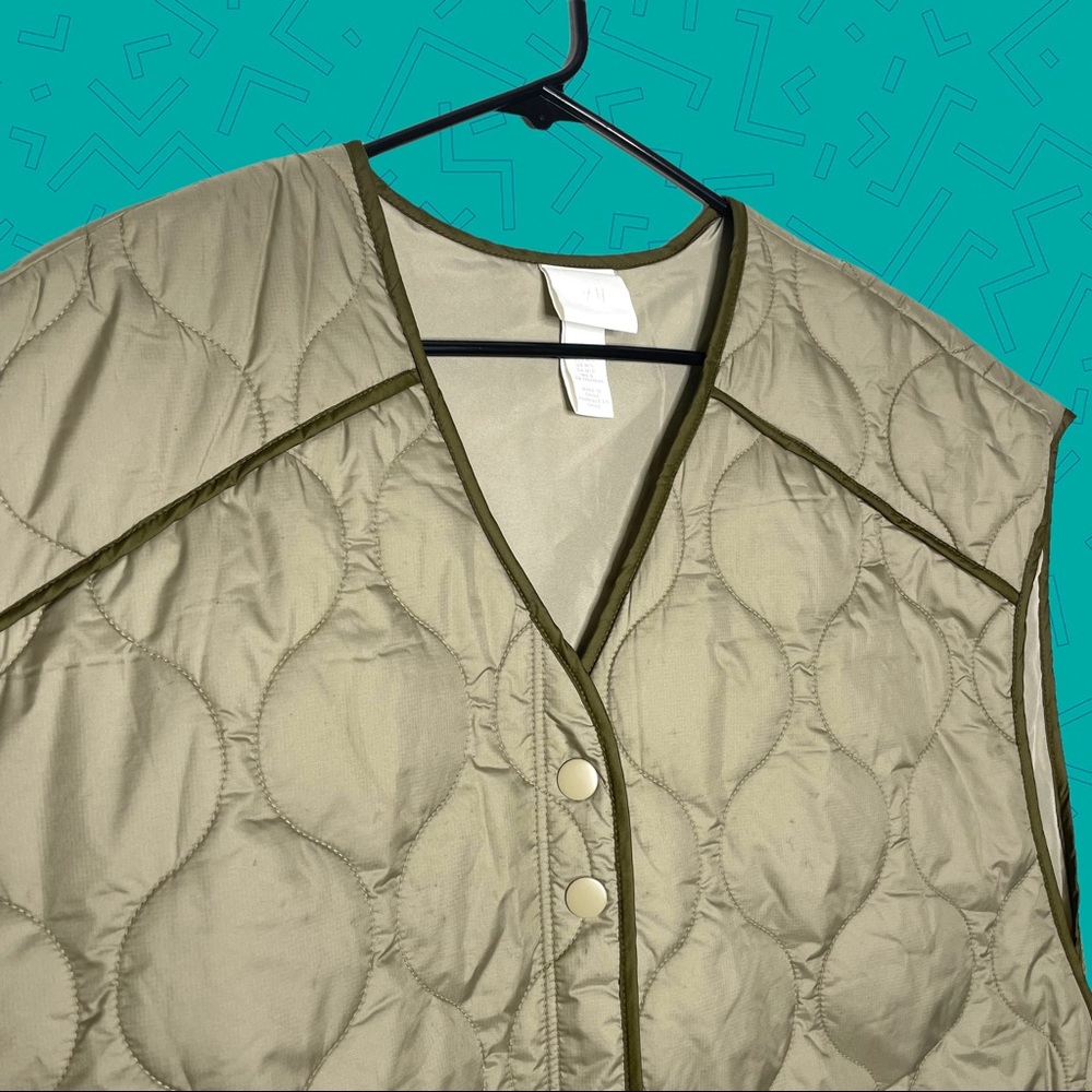 H&M quilted vest jacket